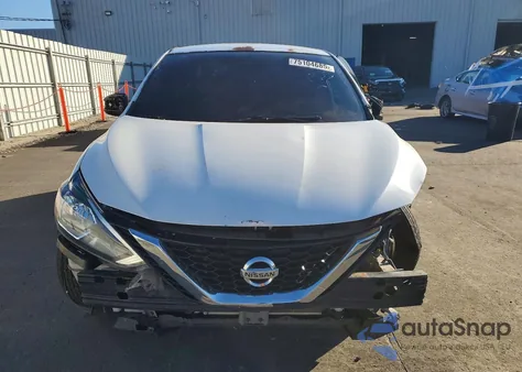 2016 Nissan Sentra S z USA, uszkodzony, nr VIN 3N1AB7AP6GY281453